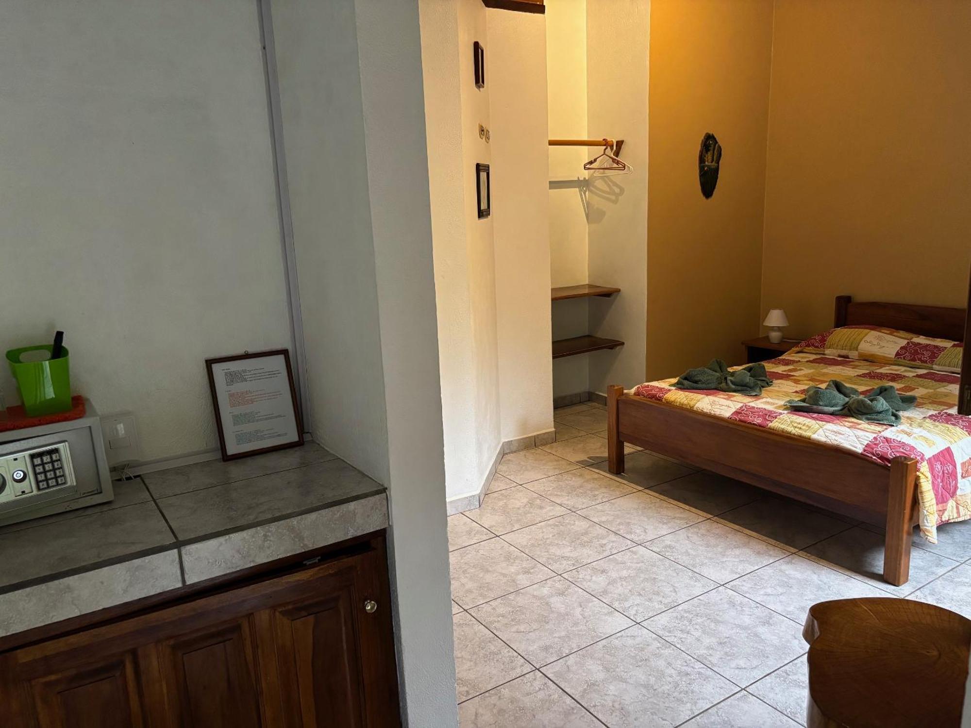 Hotel Suizo Loco Lodge & Resort Cahuita Zewnętrze zdjęcie