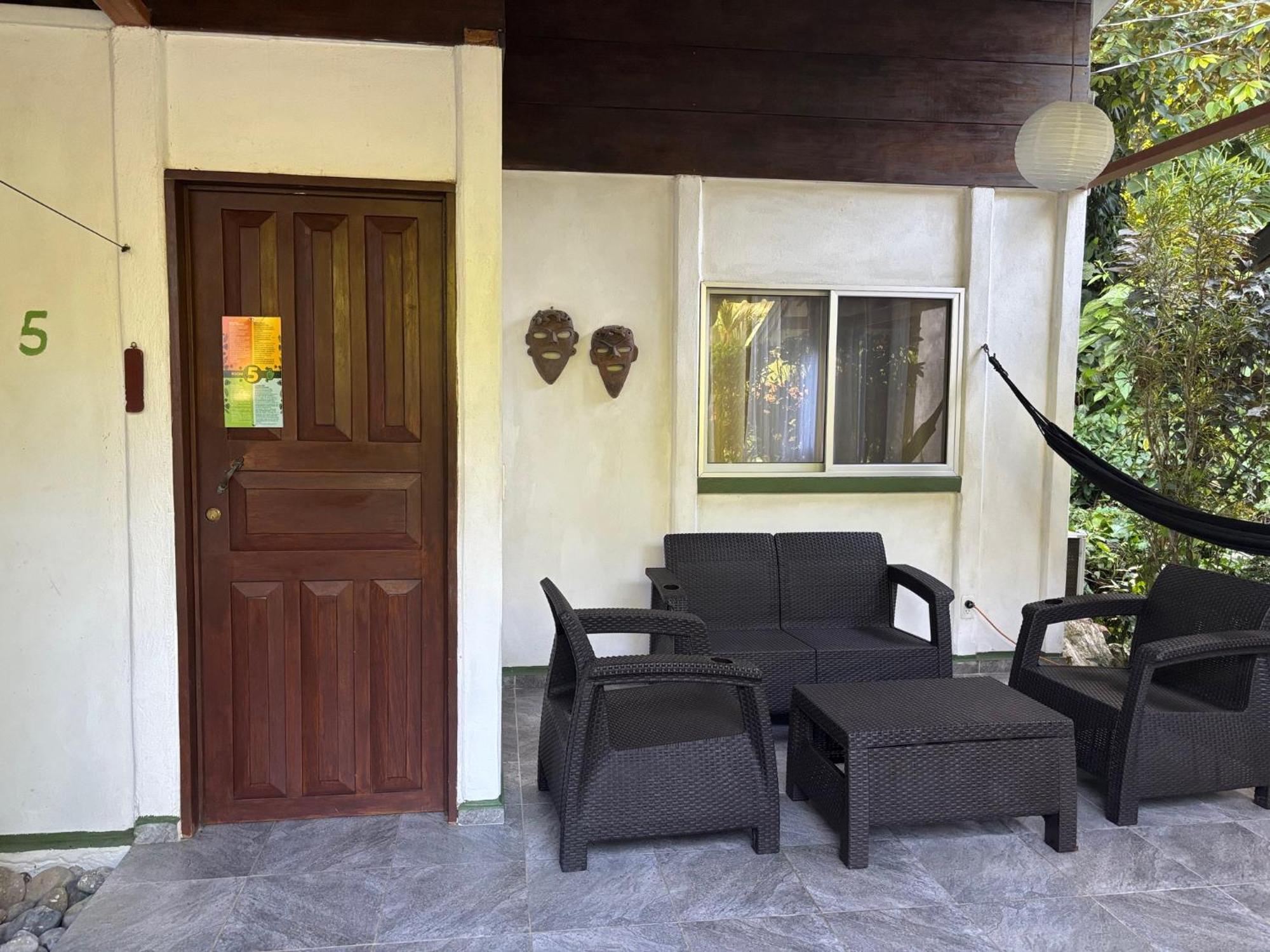 Hotel Suizo Loco Lodge & Resort Cahuita Zewnętrze zdjęcie