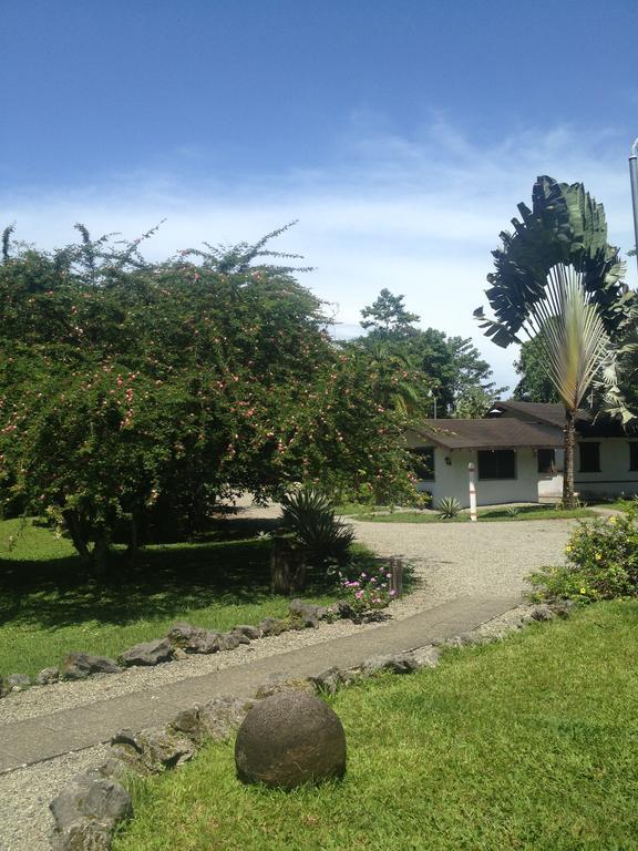 Hotel Suizo Loco Lodge & Resort Cahuita Zewnętrze zdjęcie