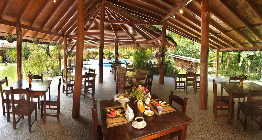 Hotel Suizo Loco Lodge & Resort Cahuita Zewnętrze zdjęcie